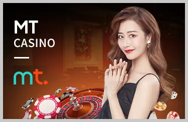 Người chơi Poker thể hiện kỹ năng tại bàn